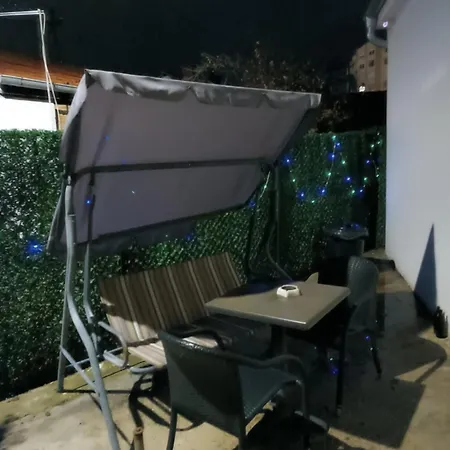 Adamovic * 皮罗特